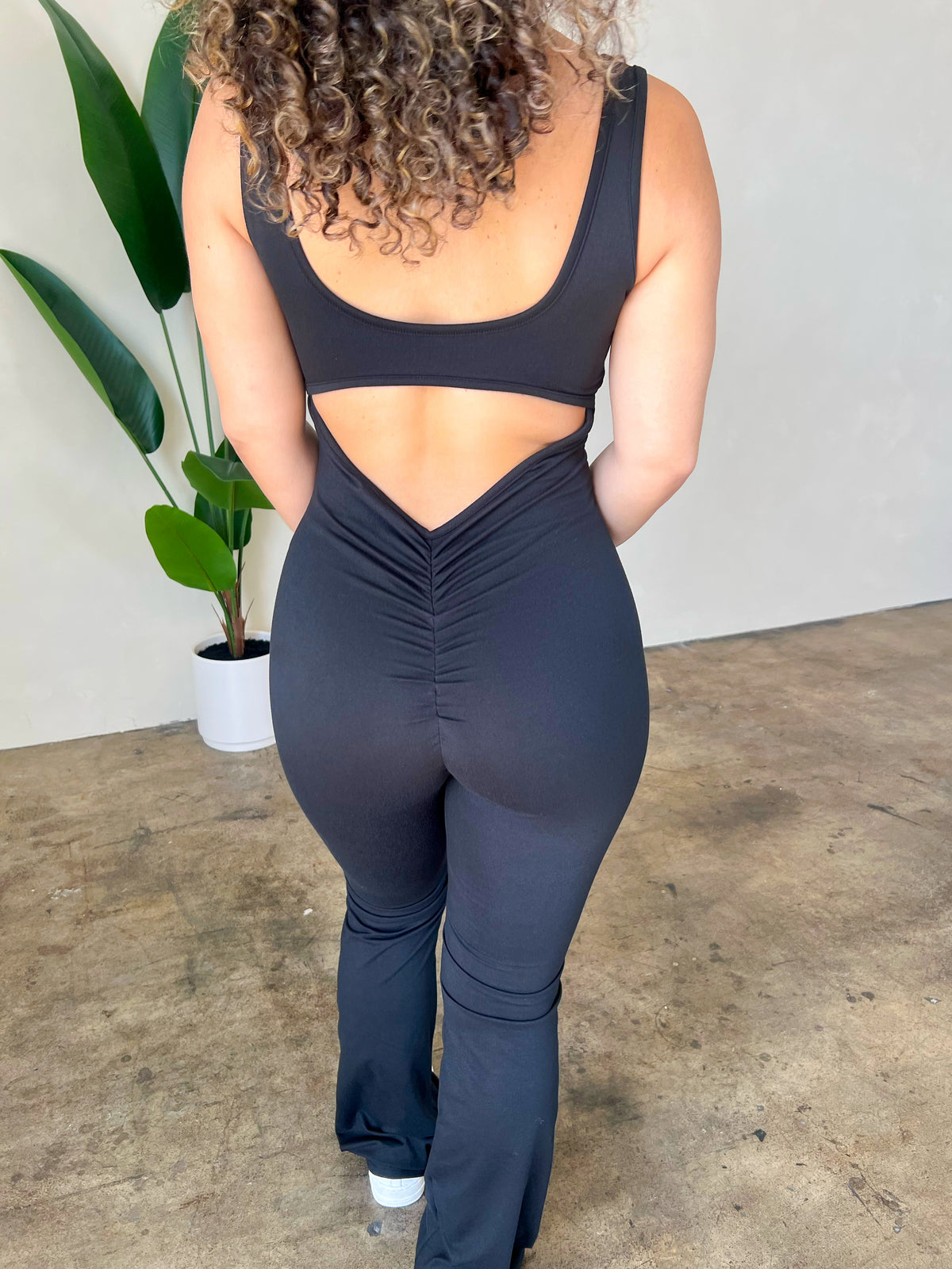 Tanya Open Back Jumpsuit (Black)