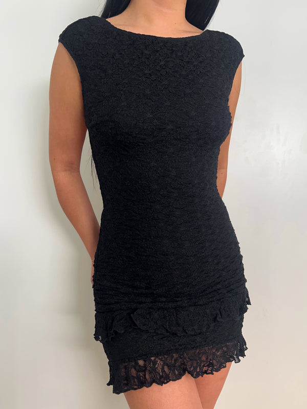 Taylor Lace Ruffle Dress (Black) Medium Taylor Lace Ruffle Dress (Black) Medium