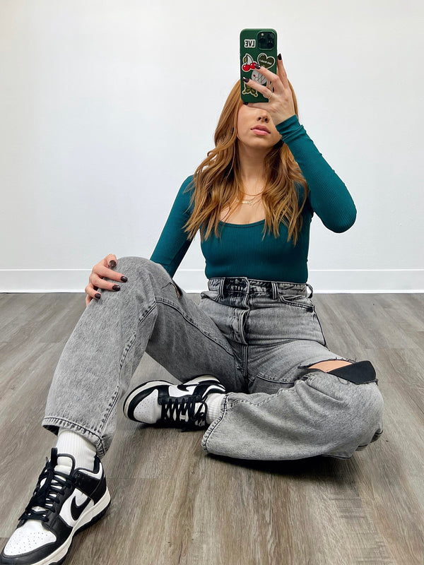 Mom Jeans Converse Grey Jeans Veronica Denim Jeans (Grey) Laura's