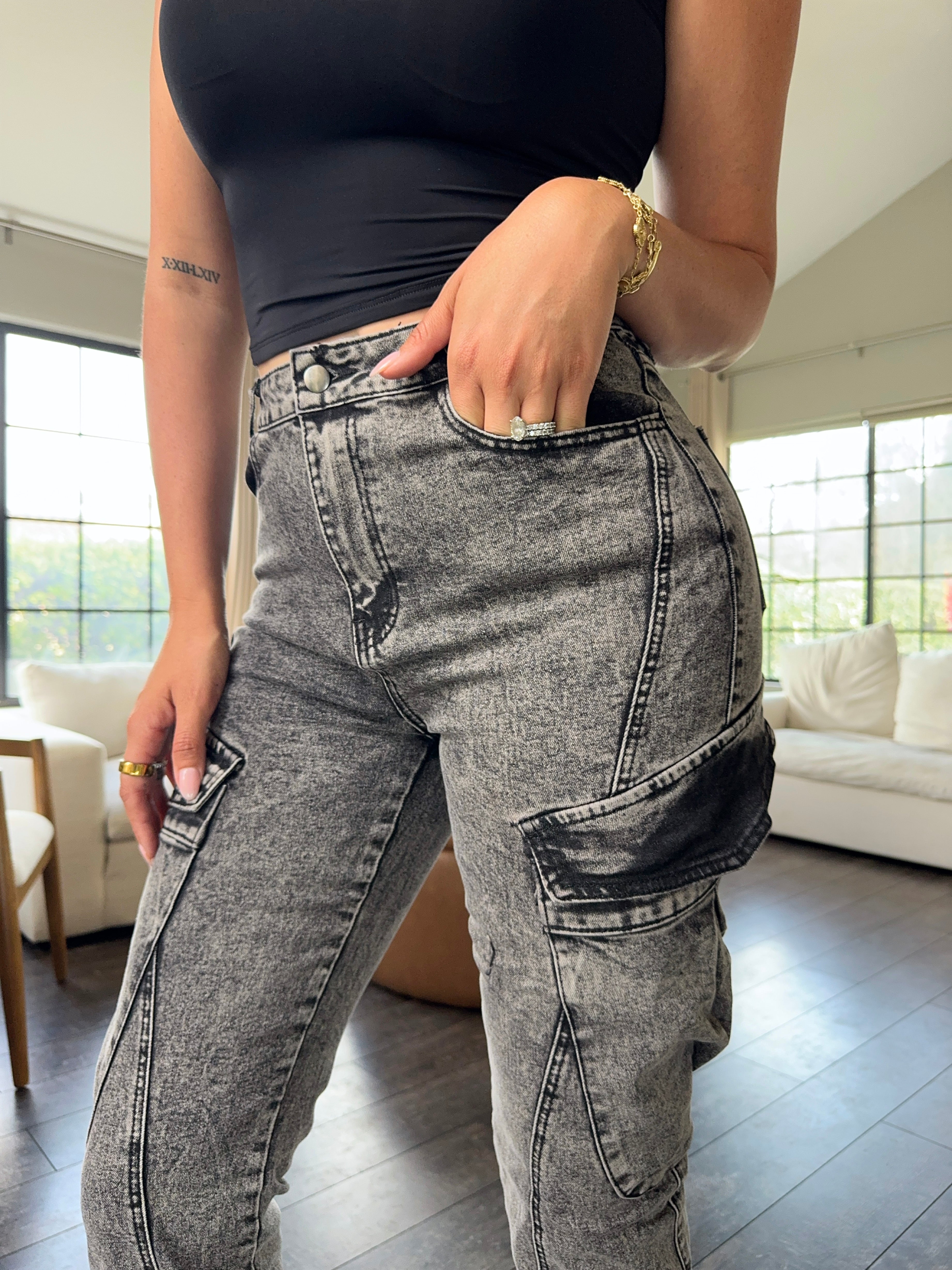 Victoria Cargo Pants (Washed Black) - Laura's Boutique, Inc