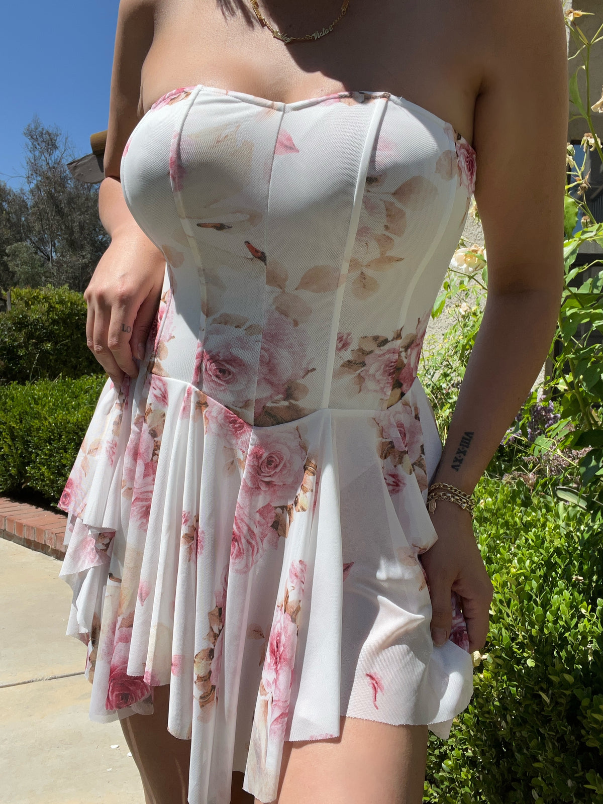 Leslie Corset Dress (White/Pink)