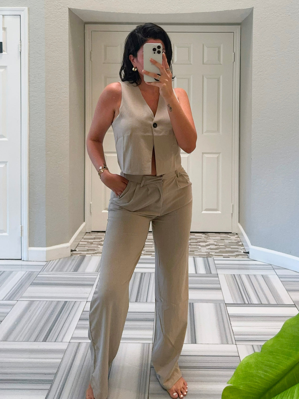 Jaqueline Pants (Beige)