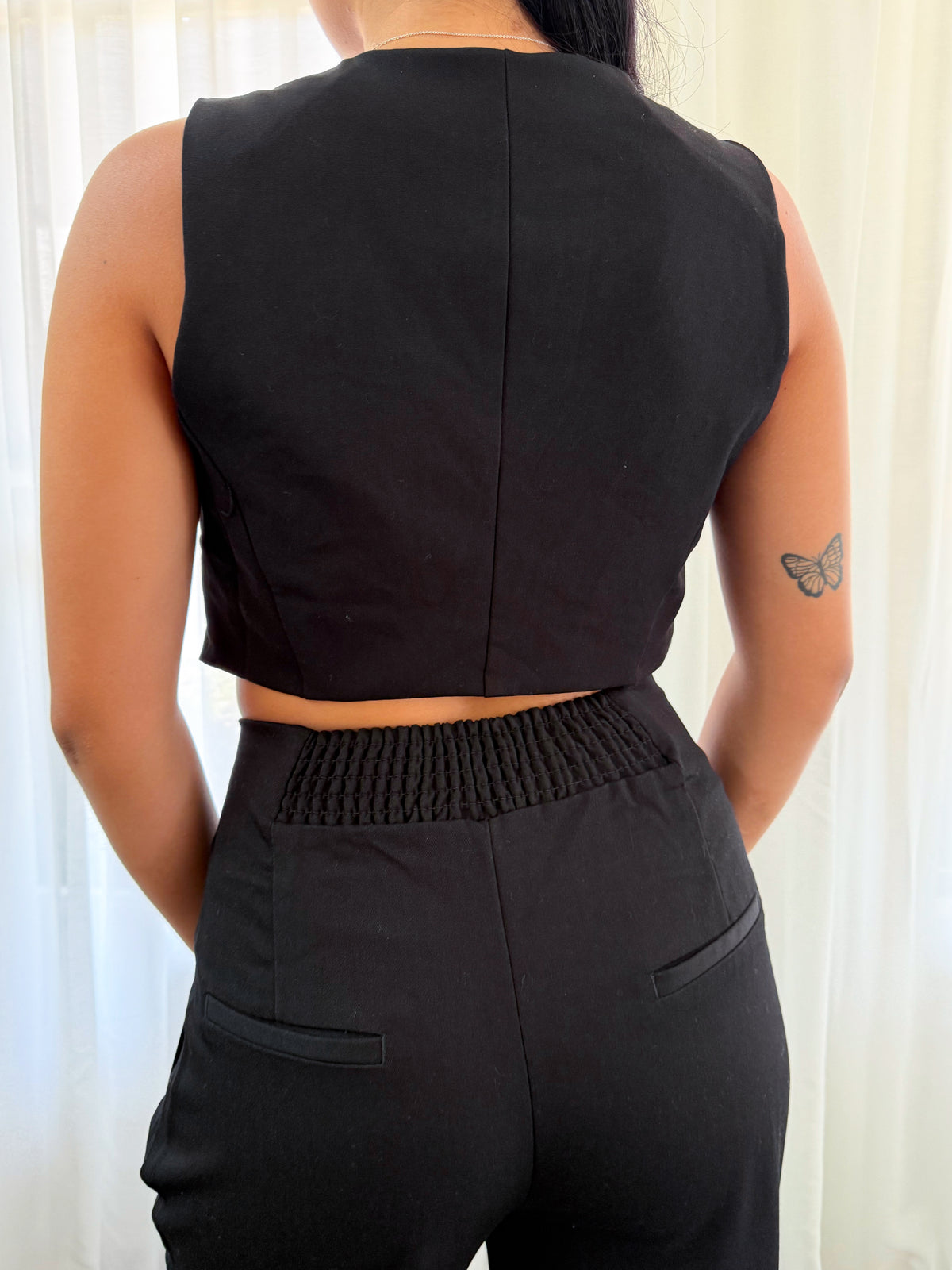 Sandy Vest Top (Black)