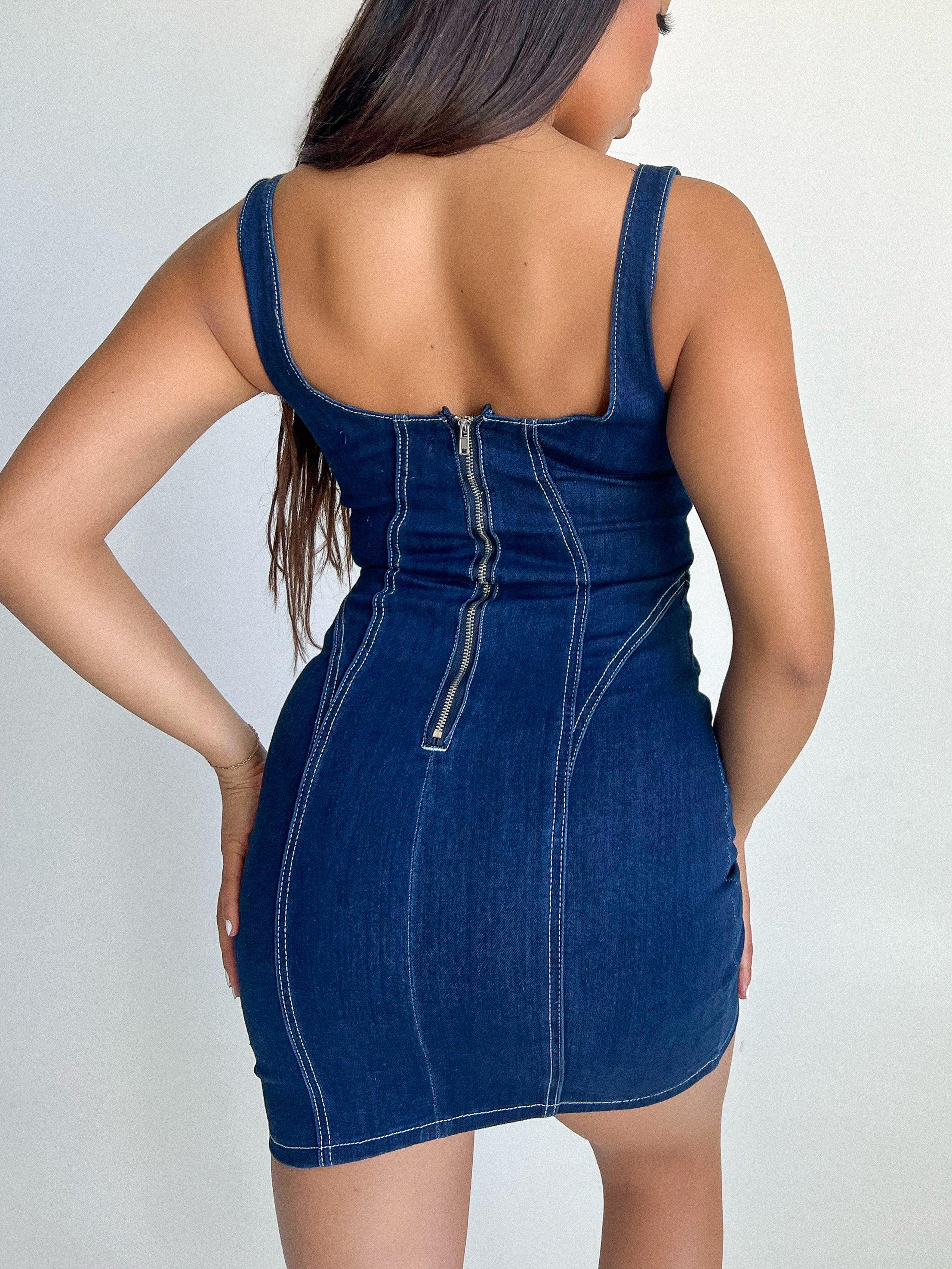 denim tank dress Willow Stitch Medium Wash / M 75% cotton + 25% polyester Fabric Care Guide Here Sizing Nikki Denim Tank Dress (Dark