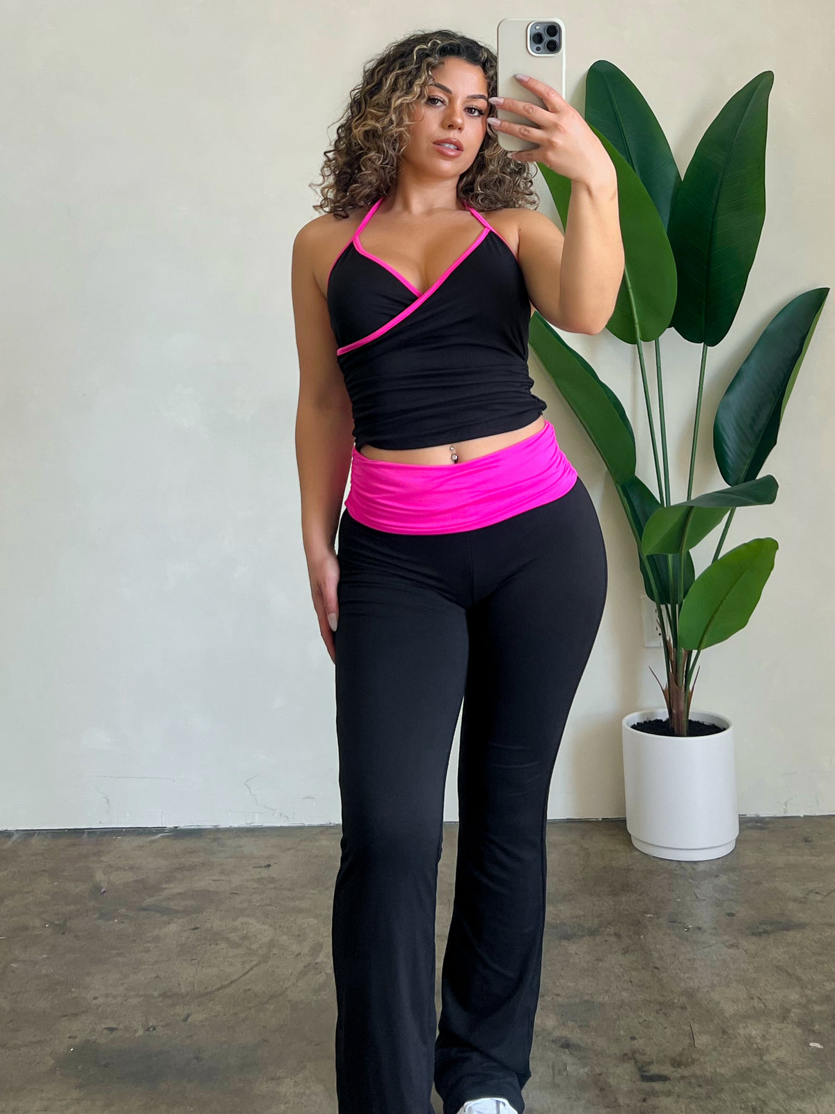 Jocelyn 2 Piece (Black/Pink)