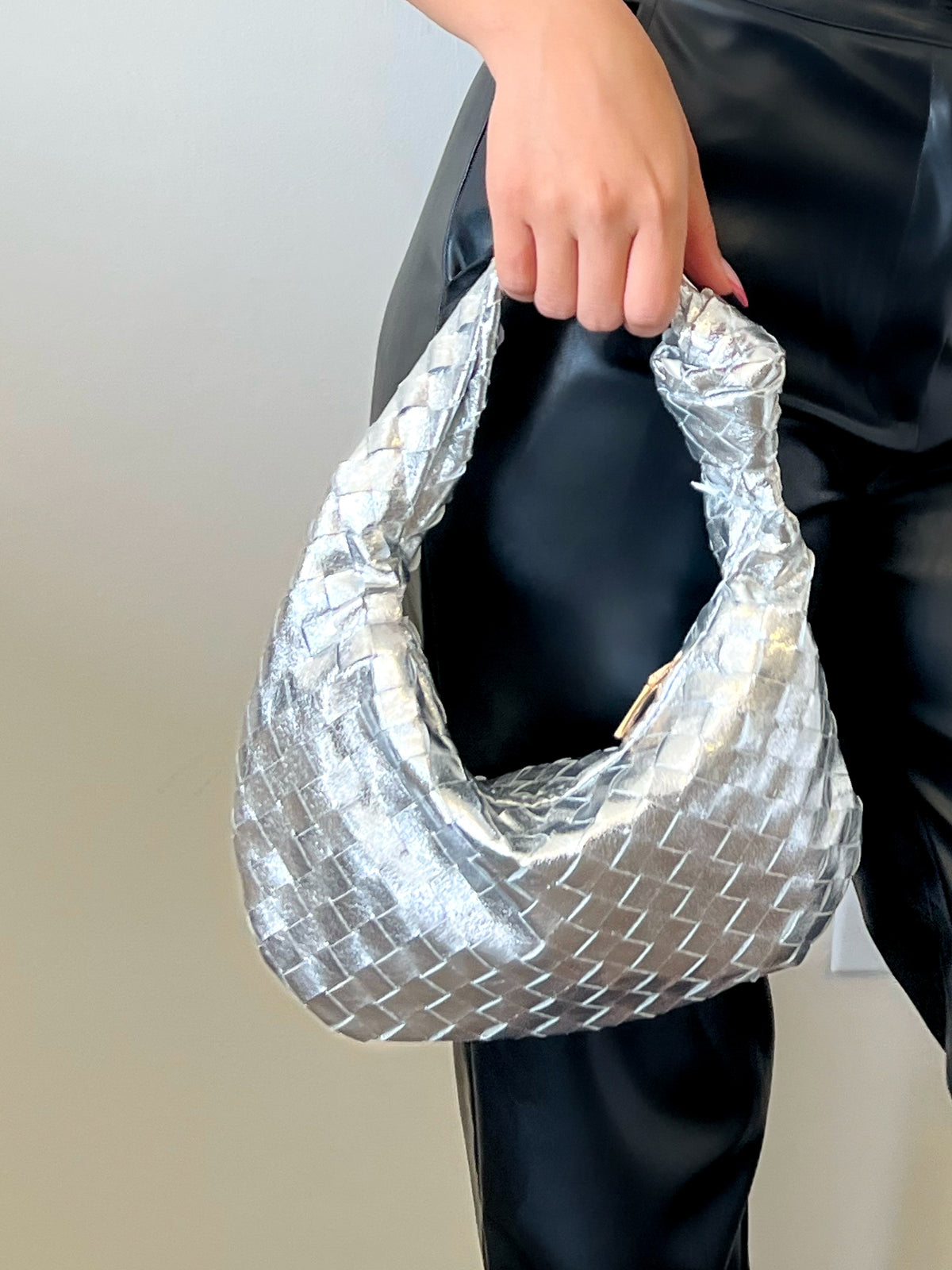 Maya Woven Bag (Silver)