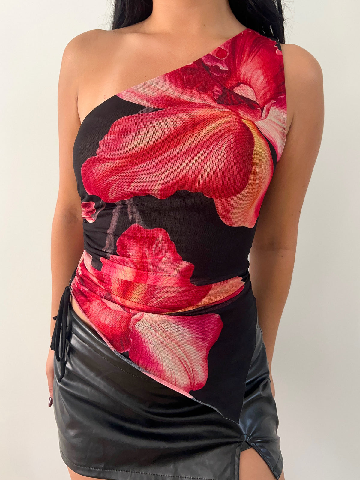 Stacy Floral Top (Black/Pink)