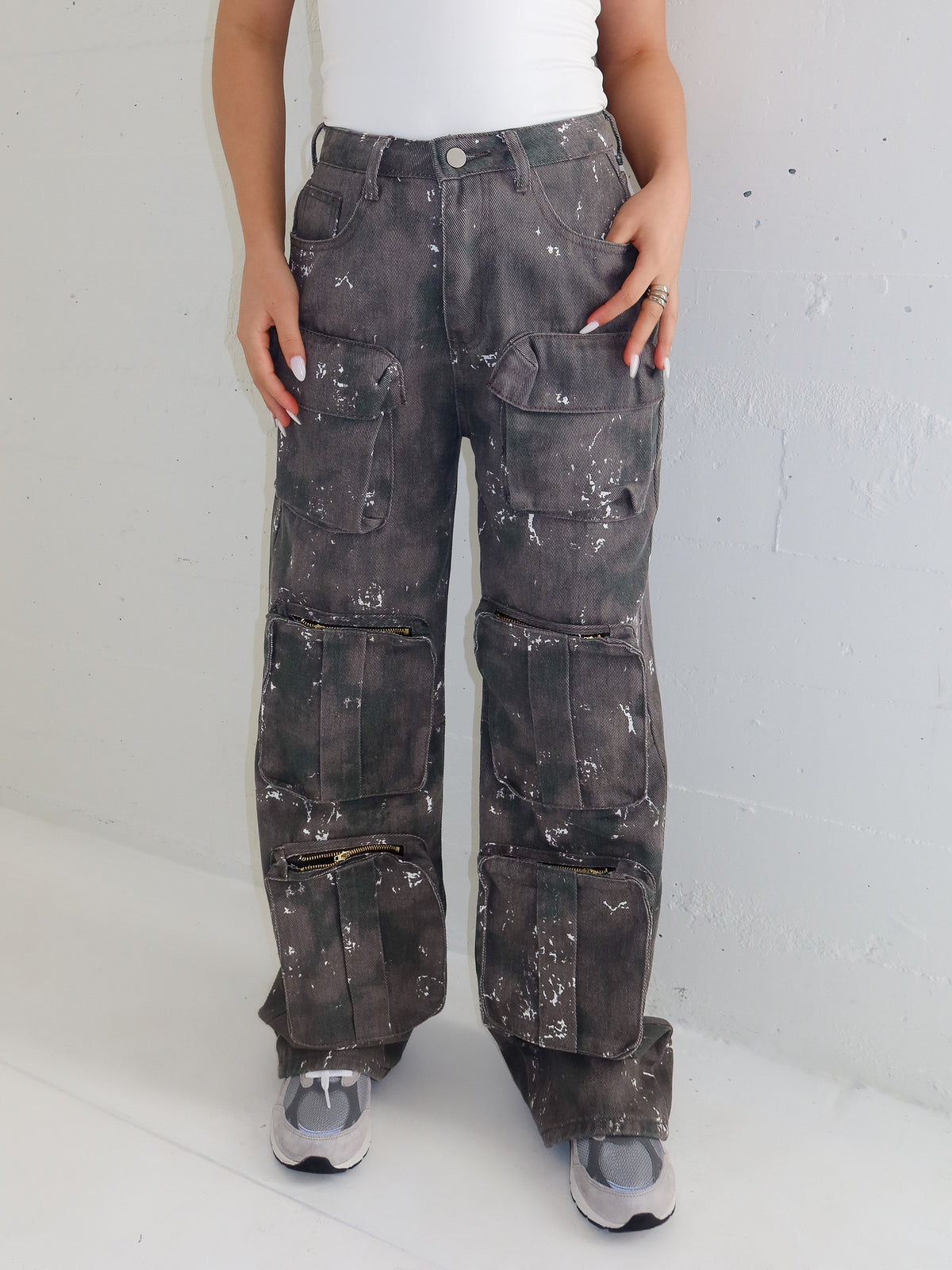 Janice Cargo Jeans (Charcoal)