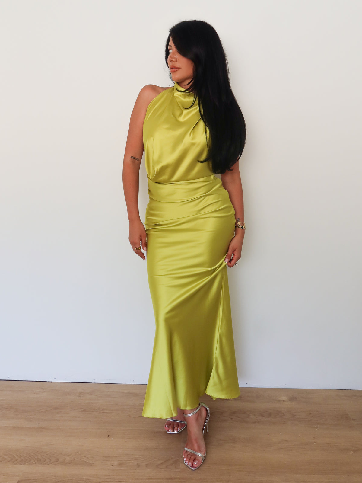 Lime Satin Dress Bright Lime Green Bridesmaid Dresses Spaghetti Straps  Sheath/Column Long Chiffon Bridesmaid Dresses with Slit