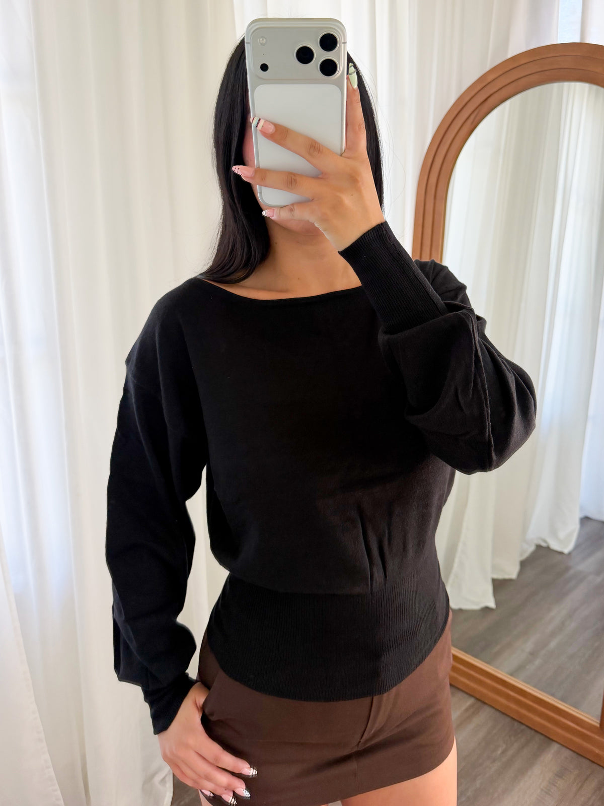 Alicia Sweater (Black)