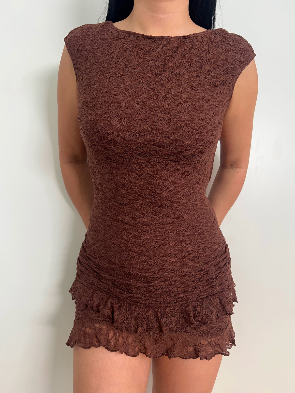 Taylor Lace Ruffle Dress (Brown)