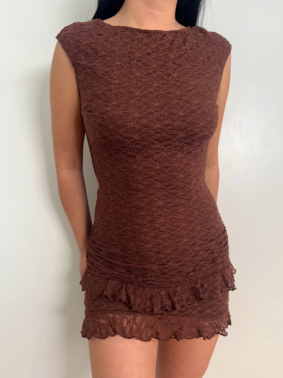 Taylor Lace Ruffle Dress (Brown)