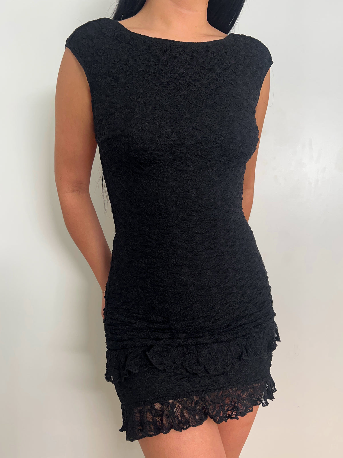 Taylor Lace Ruffle Dress (Black)