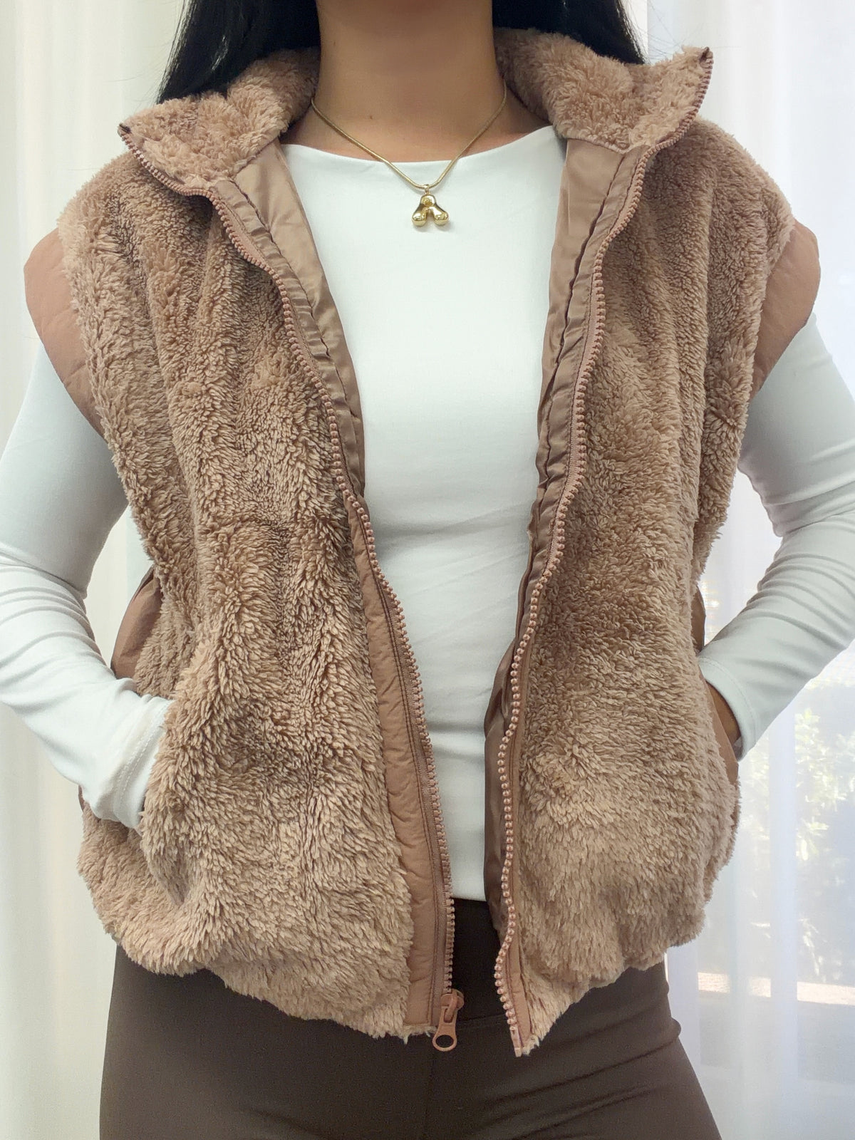 Destiny Fur Vest (Mocha)