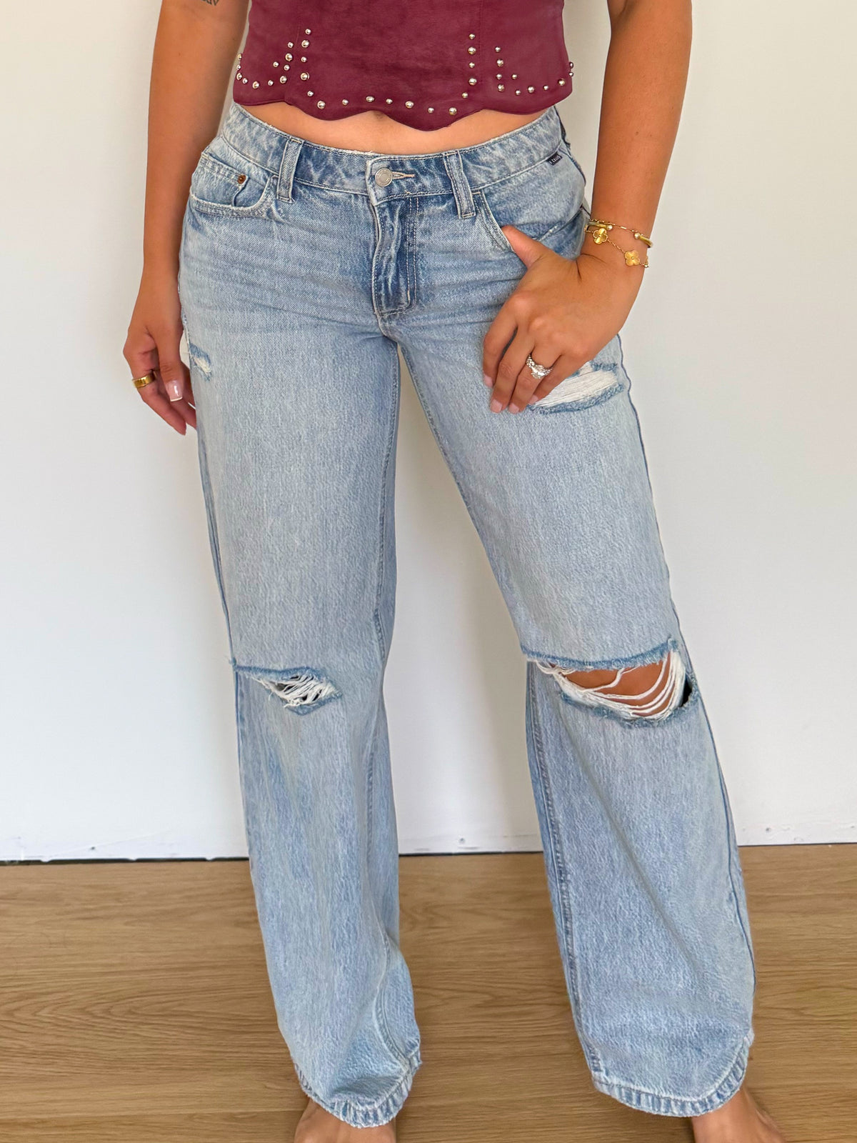 Natalia Low Baggy Jeans (Light Denim)