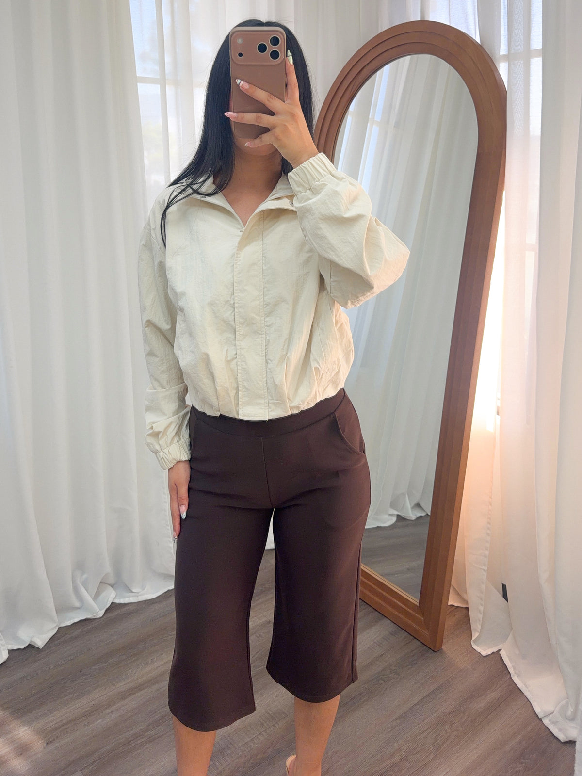 Christine Capri (Espresso)