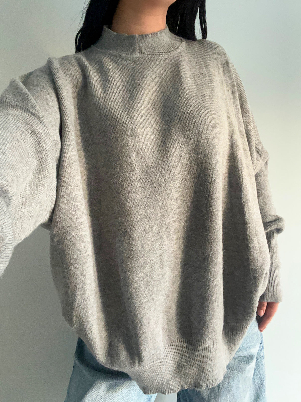 Amber Crewneck (Grey)