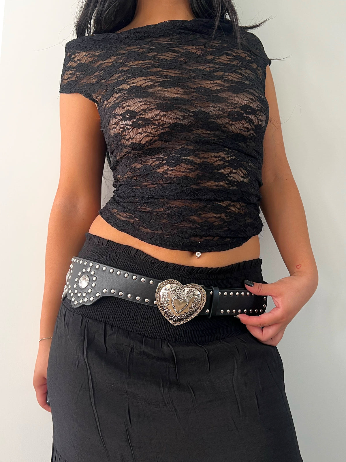 Becky Heart Belt (Black)