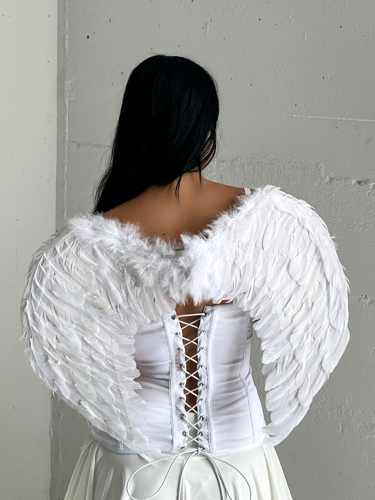 Gia Feather Wings (White)
