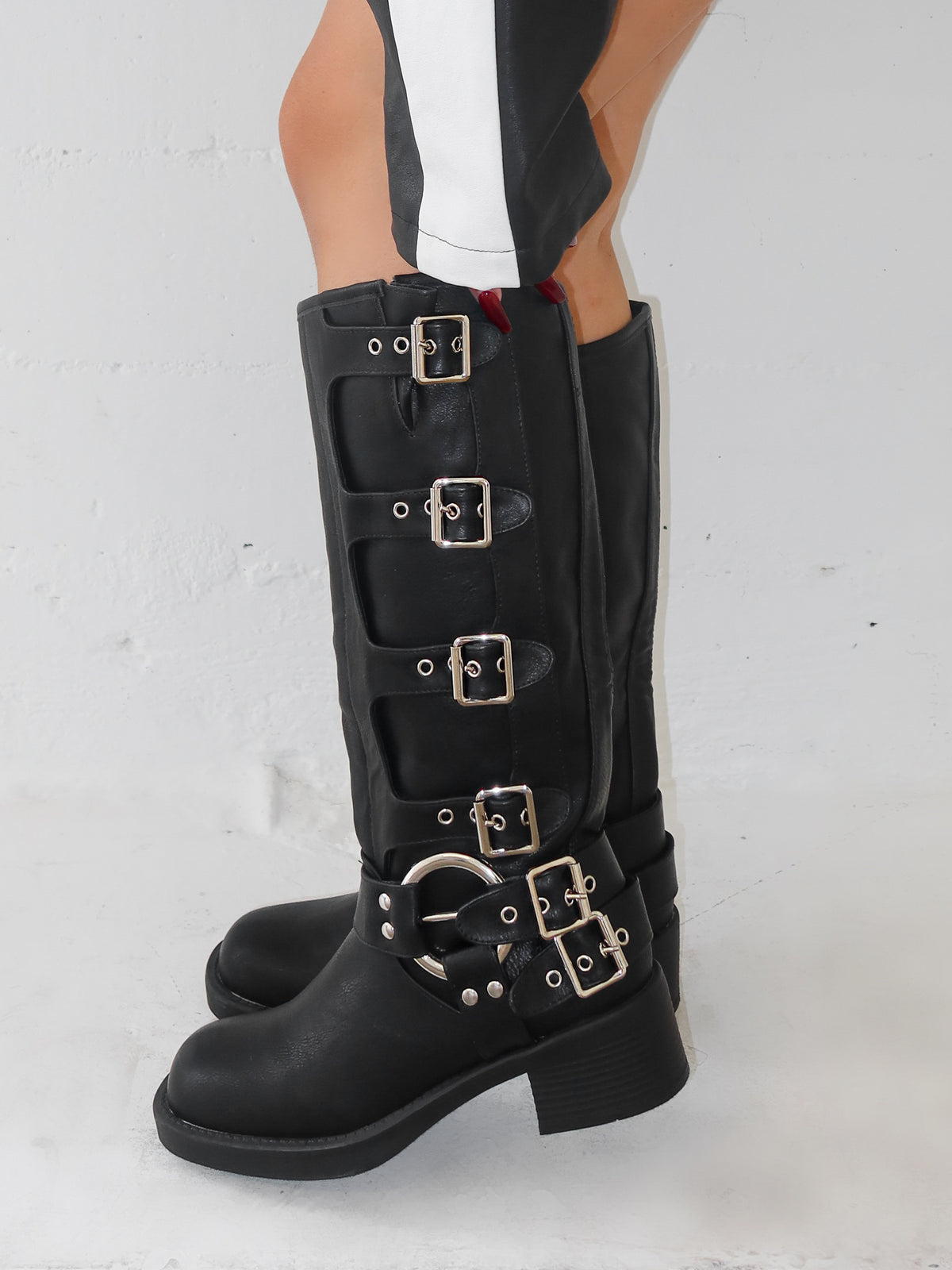 Lizbeth Buckle Boots (Black)