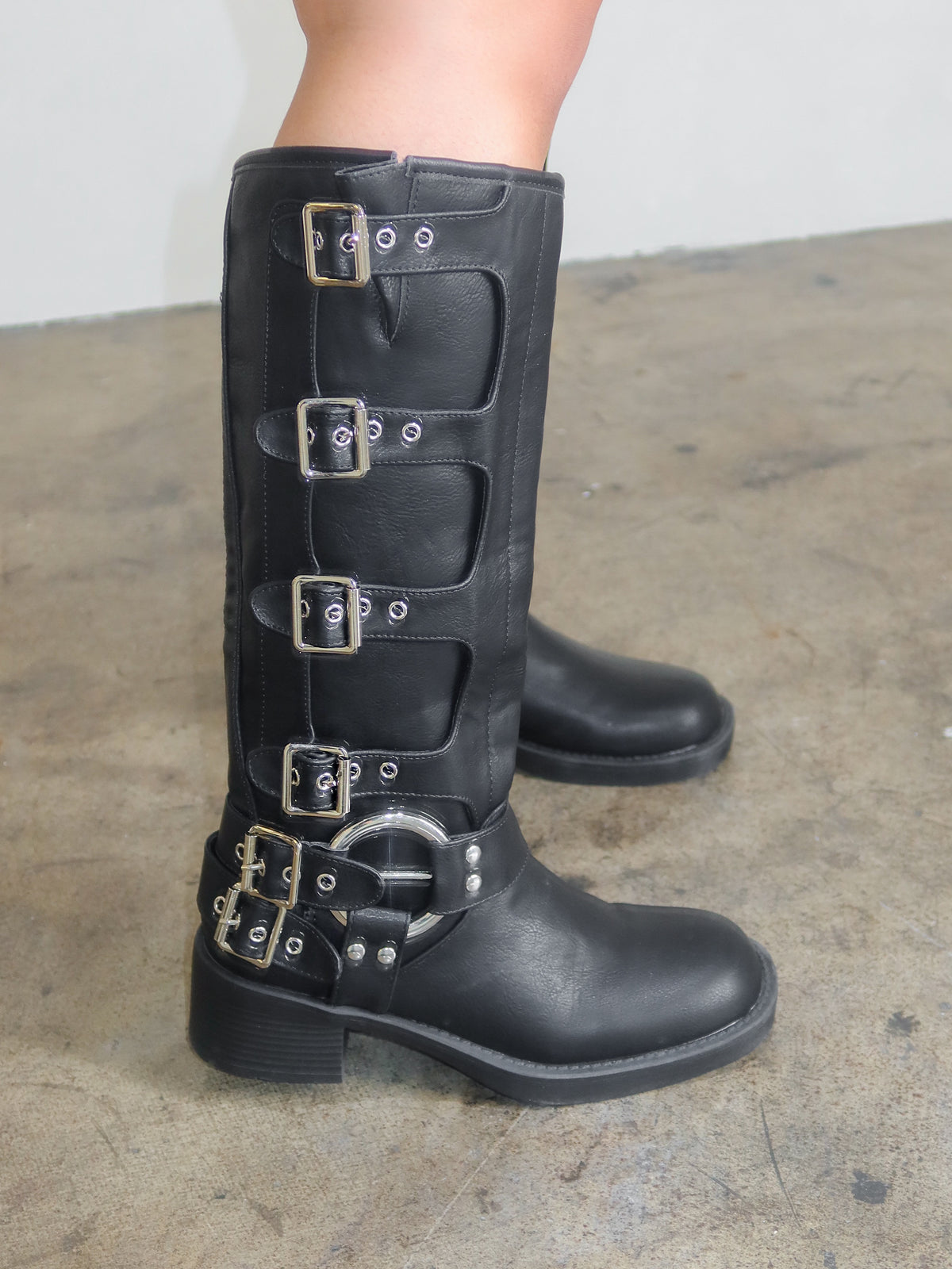 Lizbeth Buckle Boots (Black)