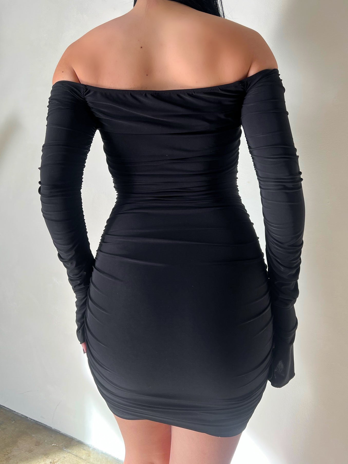 Veronica Off The Shoulder Dress (Black) Small Veronica Off The Shoulder Dress (Black) Small