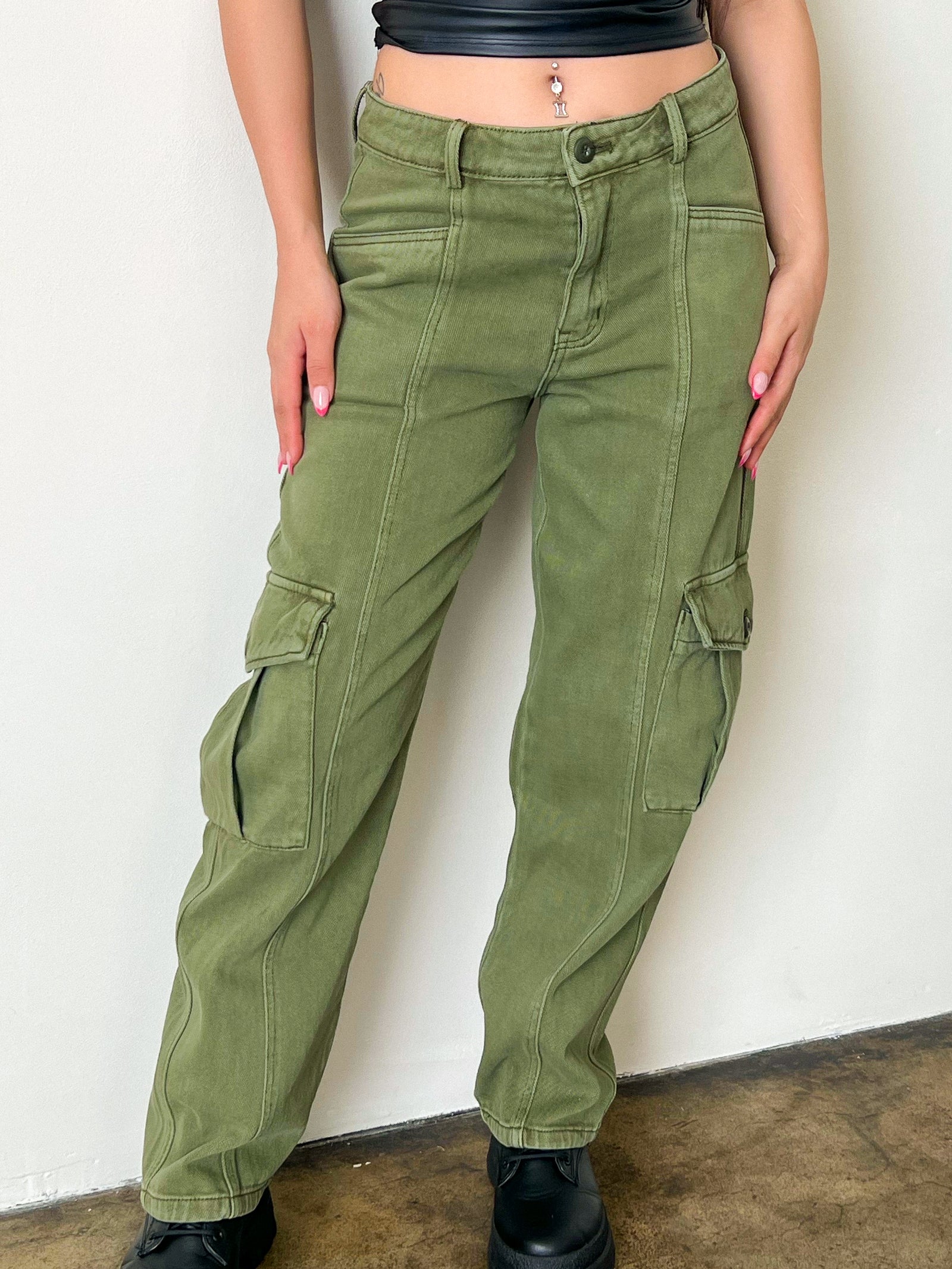 Hailey Cargo Pants (Olive)