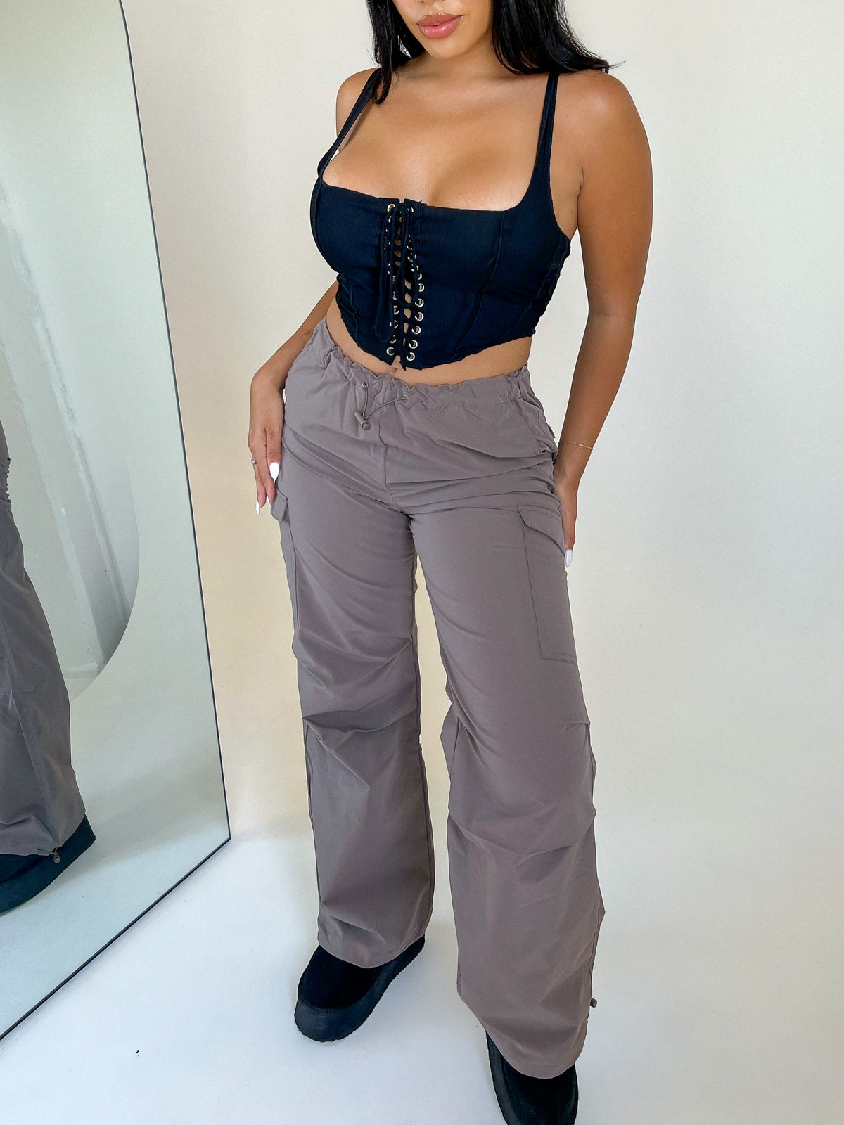 Valeria Cargo Pants (Truffle)