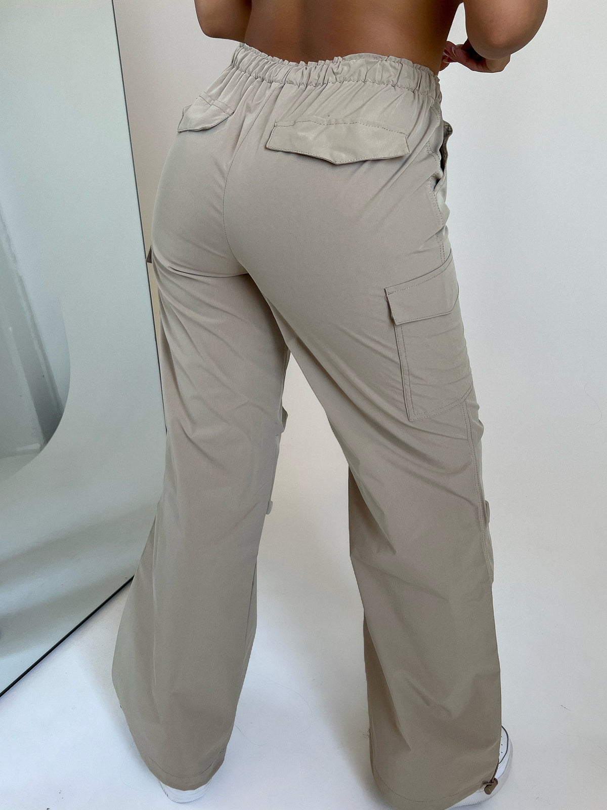 Valeria Cargo Pants (Khaki)