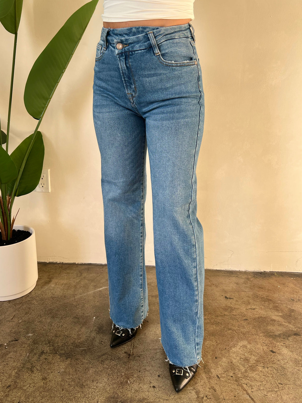 Zaira High Rise Jeans (Medium Denim)