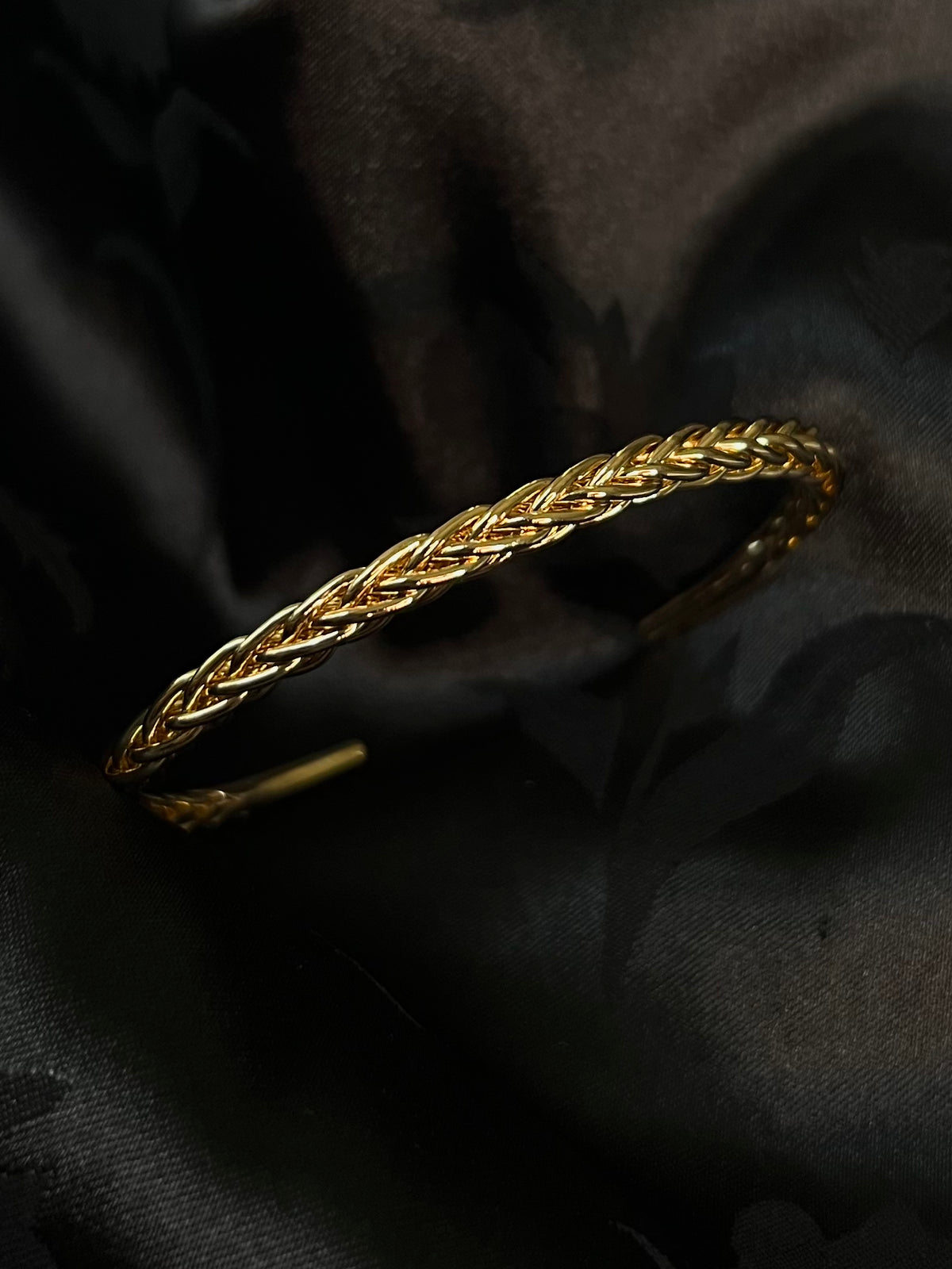 Vanessa Twisted Bracelet (Gold)