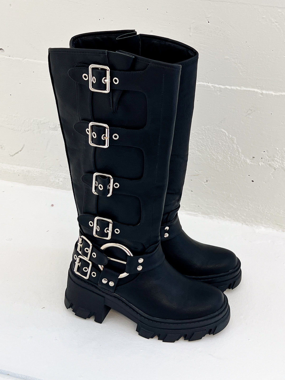 Monica Buckle Up Boots (Black)