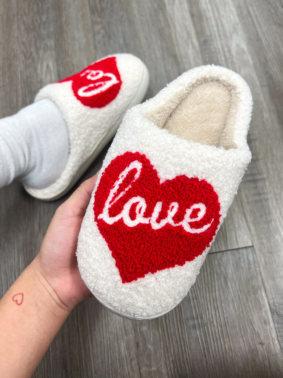 Rocio Love Slippers (Cream/Red)