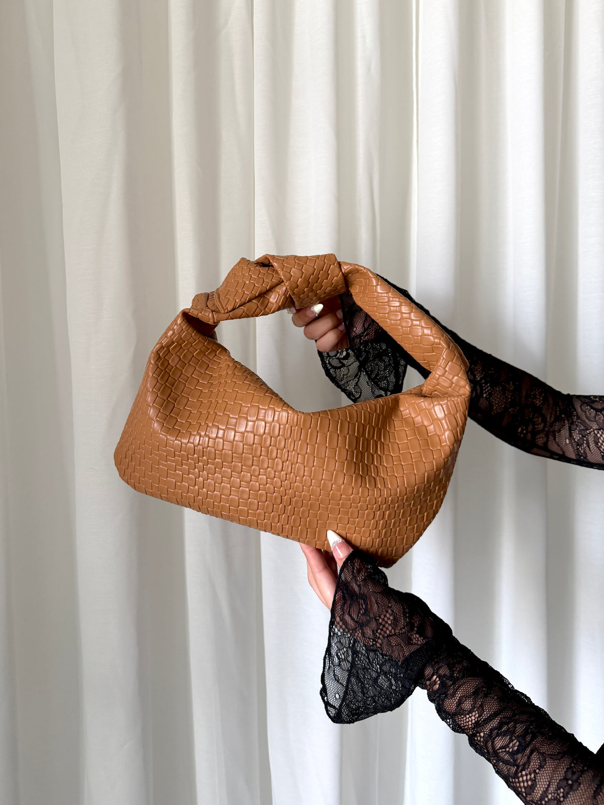 Dayna Knot Bag (Brown)