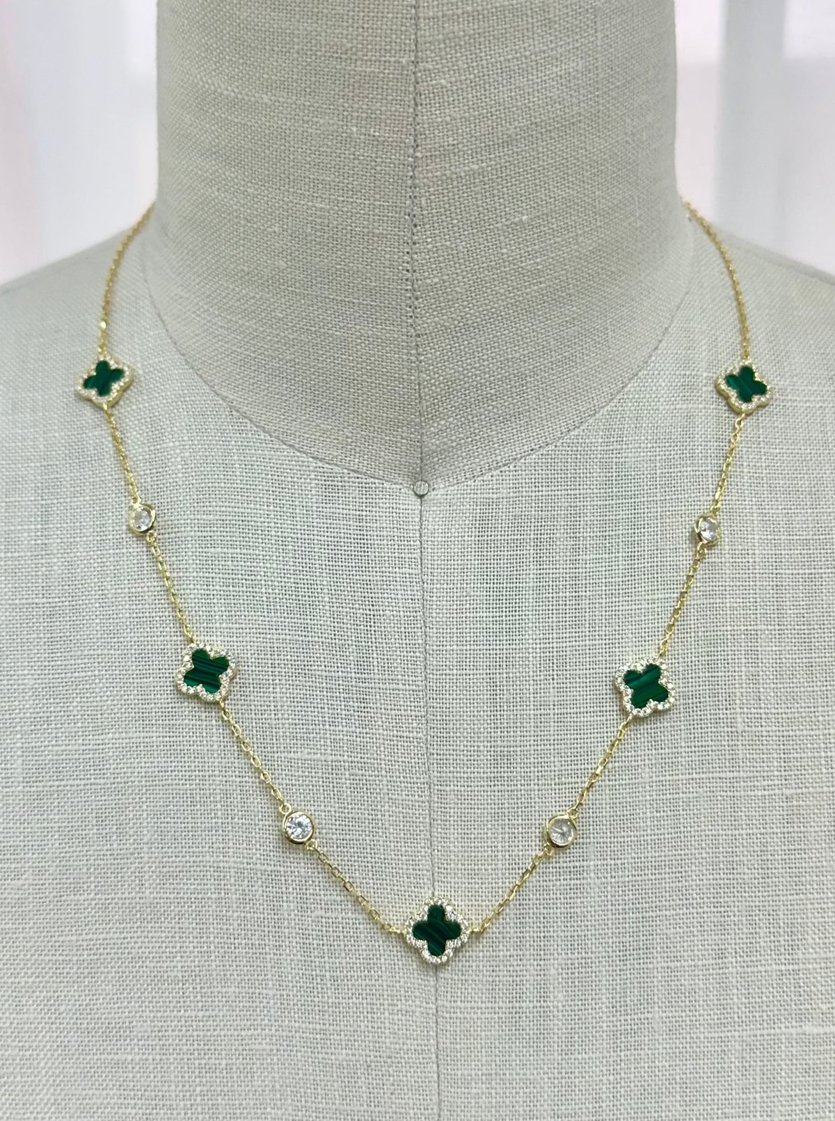 Jackie Clover Necklace (Emerald/Gold)