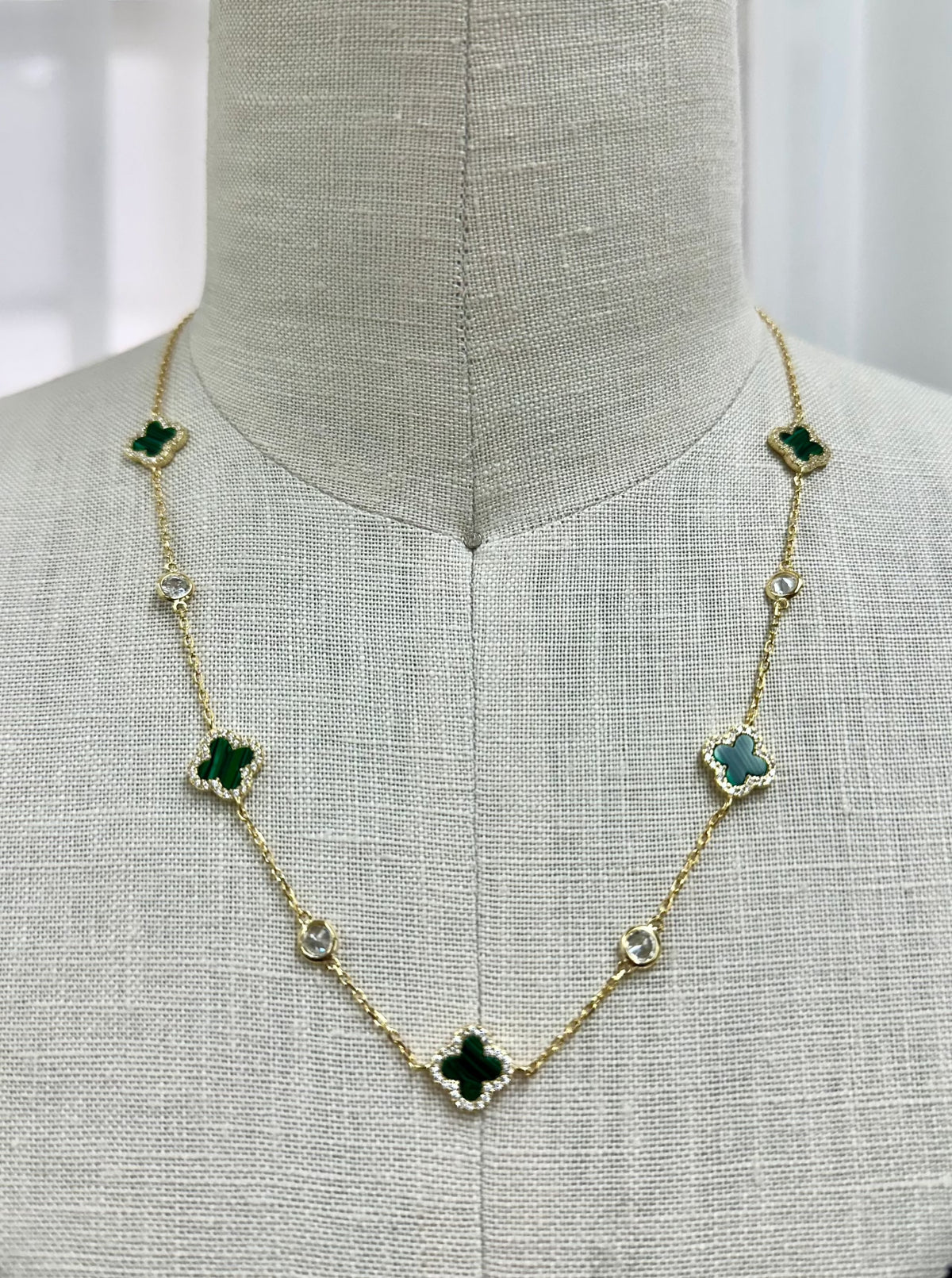 Jackie Clover Necklace (Emerald/Gold)