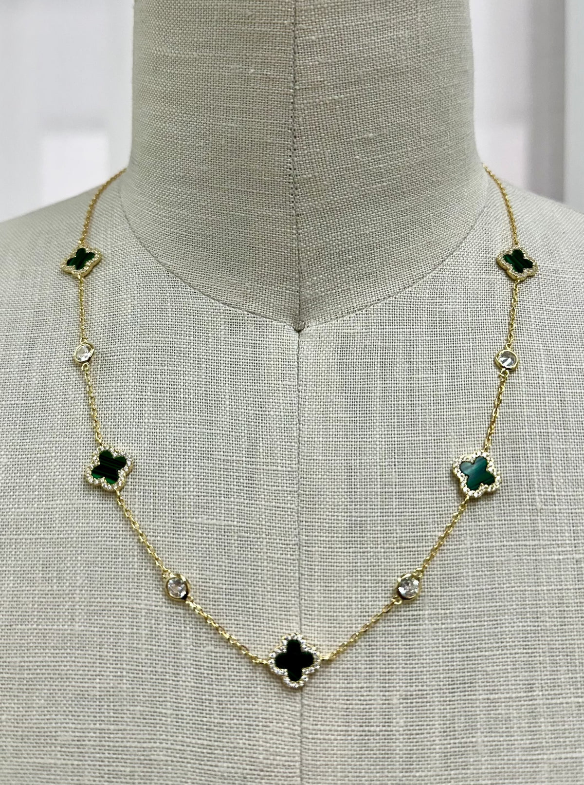 Jackie Clover Necklace (Emerald/Gold)