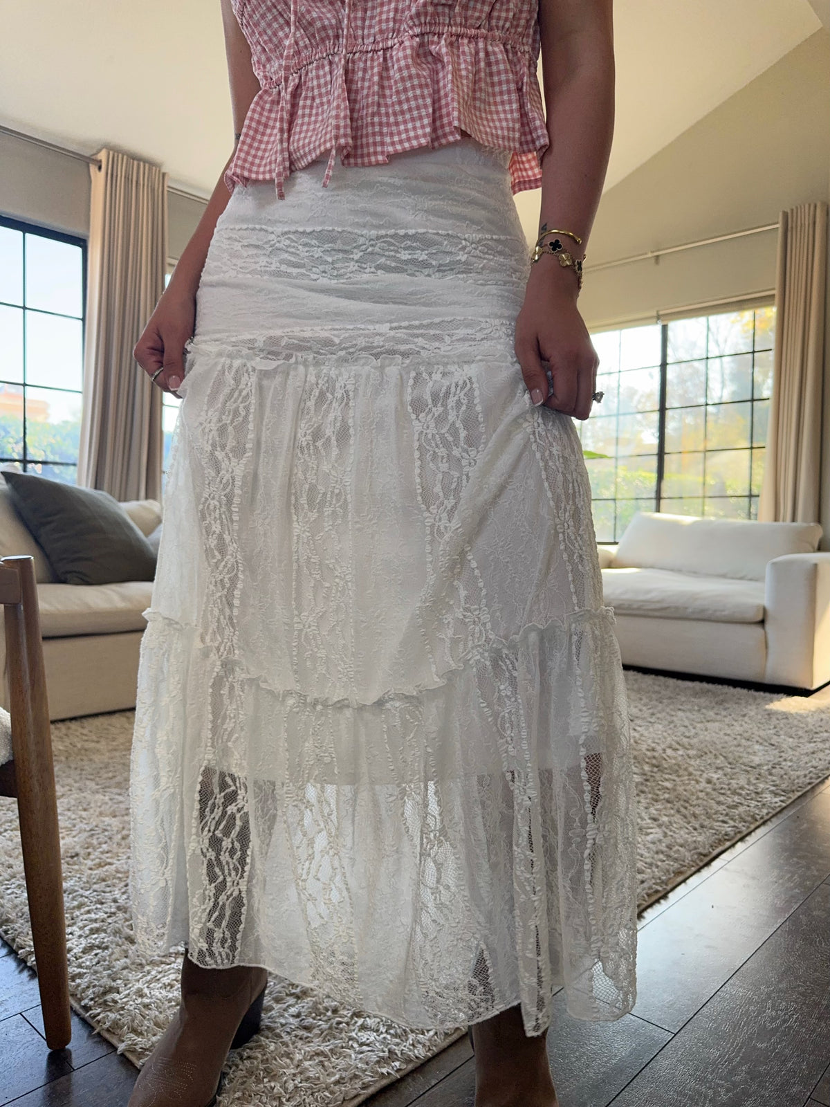 Bryanna Lace Skirt (Ivory)