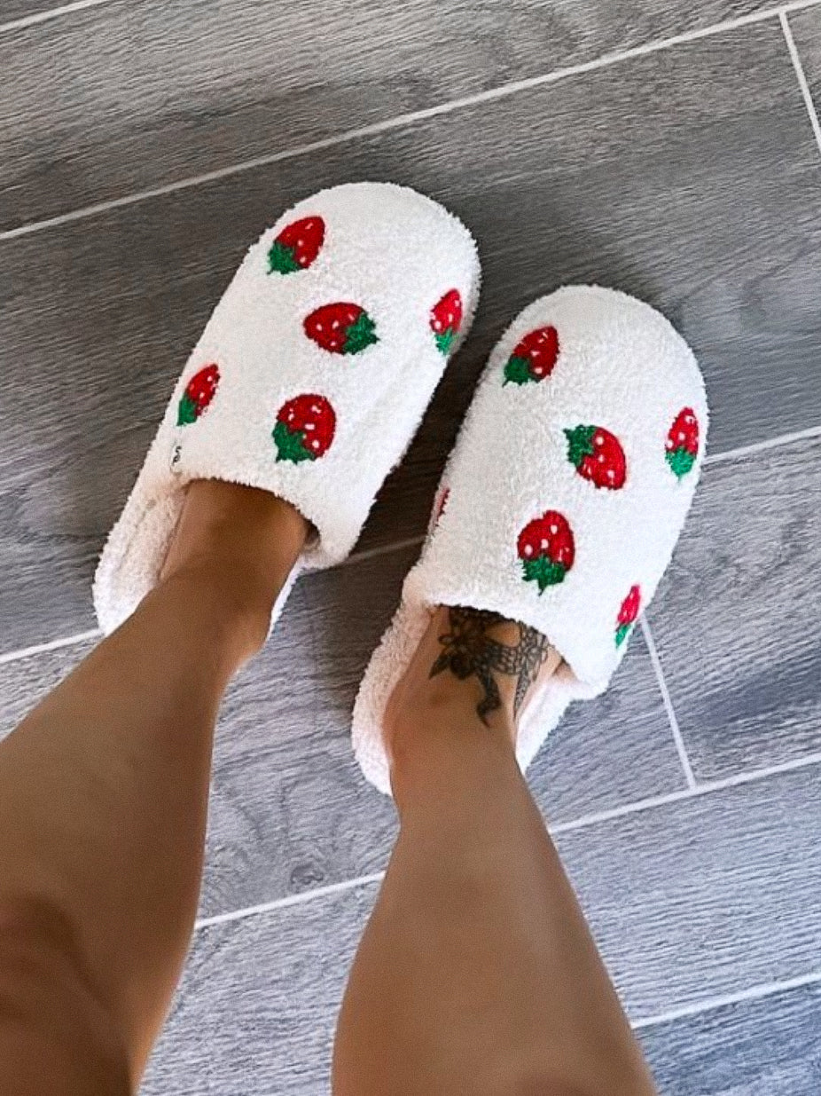 Kaeli Strawberry Slippers (White)