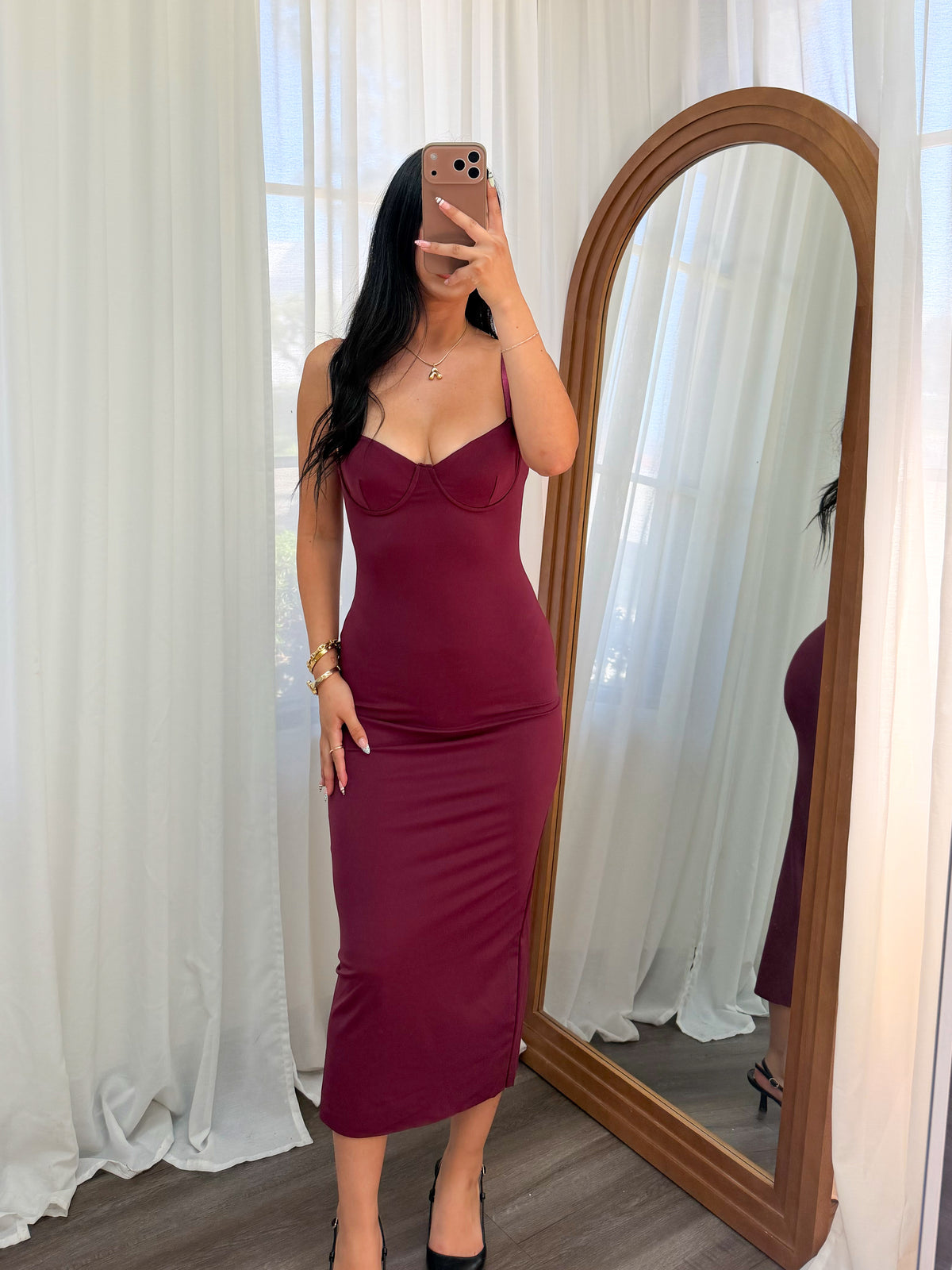 Vivian Dress (Burgundy)