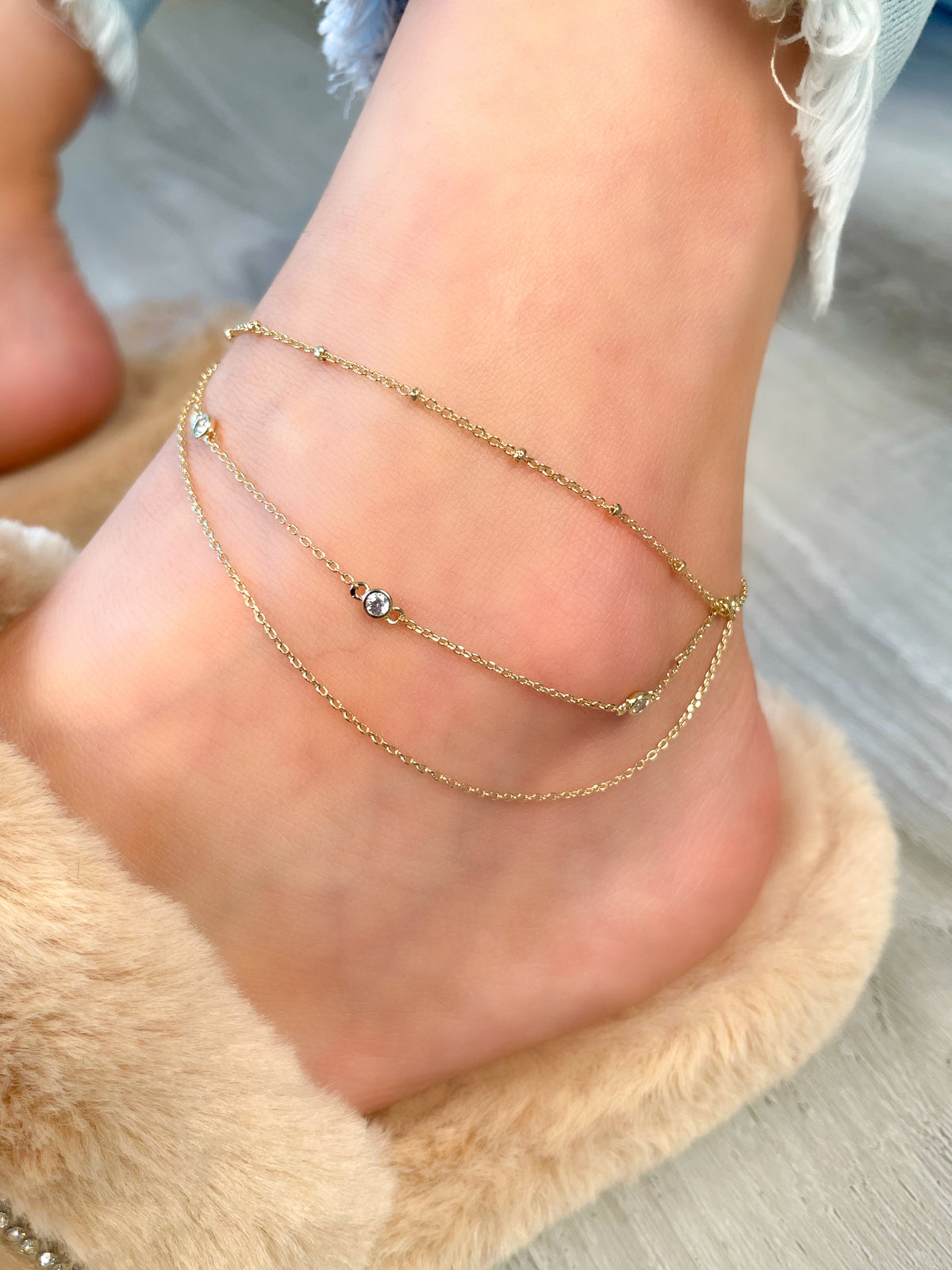 gold toned anklet, thin chain anklet