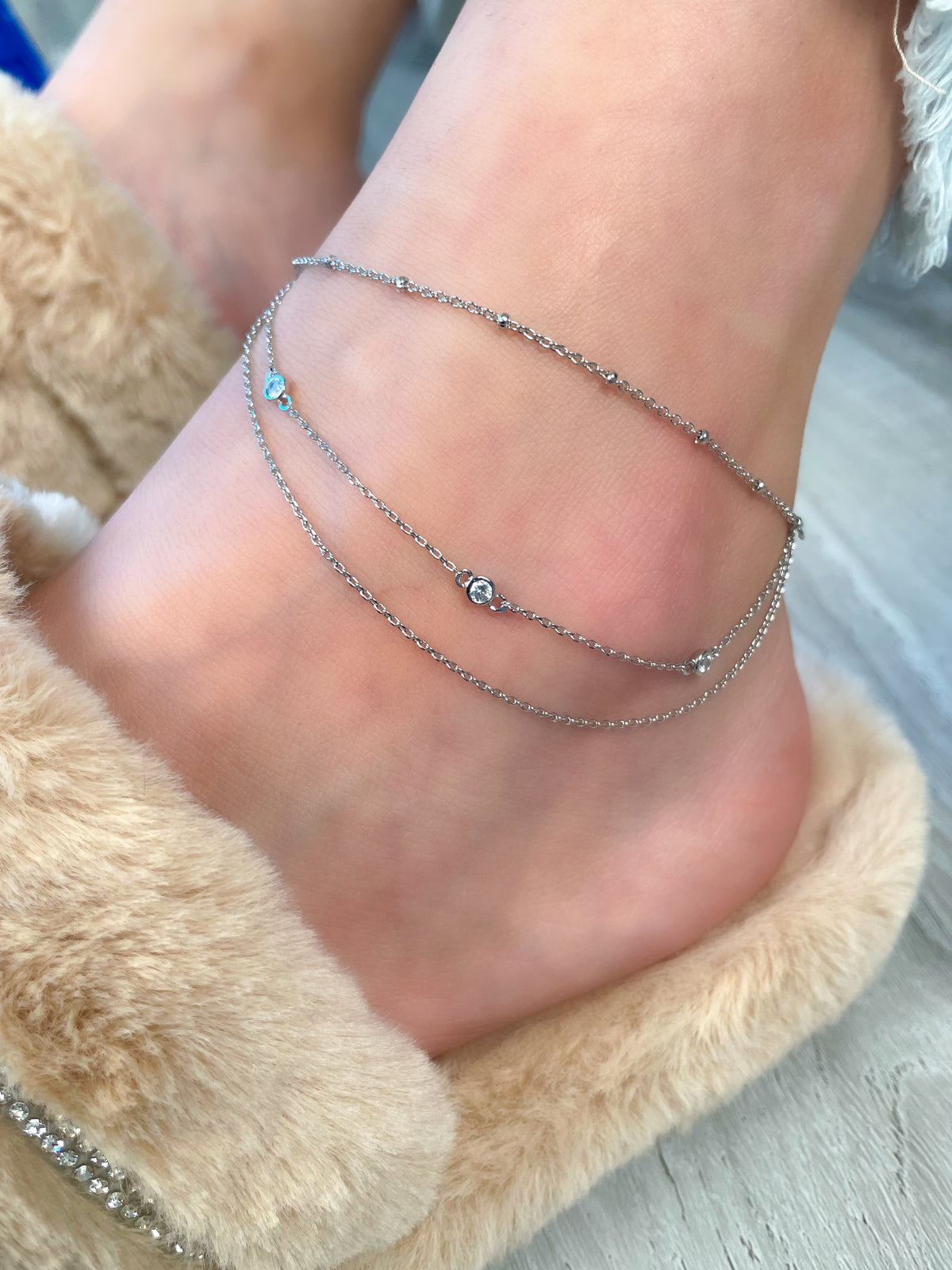 silver toned anklet, thin chain anklet