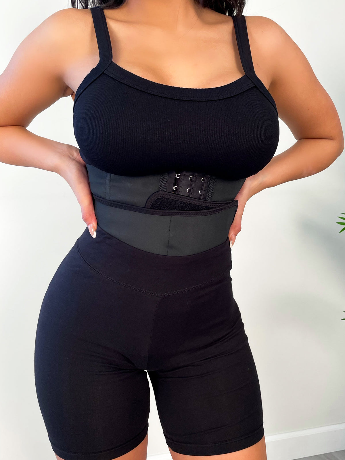 The Best Plus Size Waist Trainers to Buy In 2020