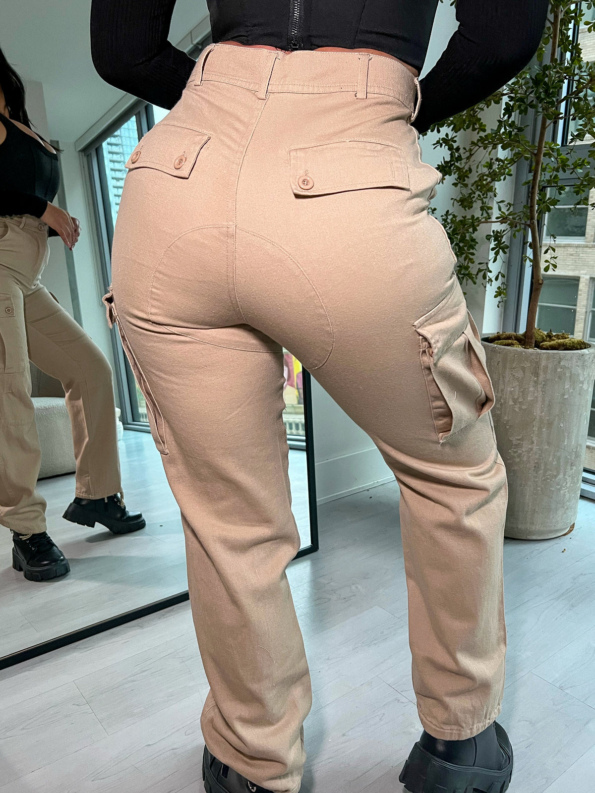 Chelsea Cargo Pants (Taupe)