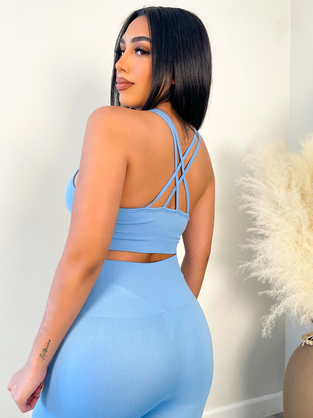 blue 2 piece, blue high waisted pants, blue tank top, crop top, double strapped sleeves, criss cross back 