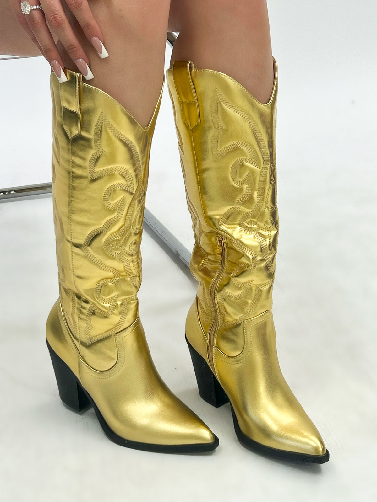 Alyssa Cowboy Boots (Gold)