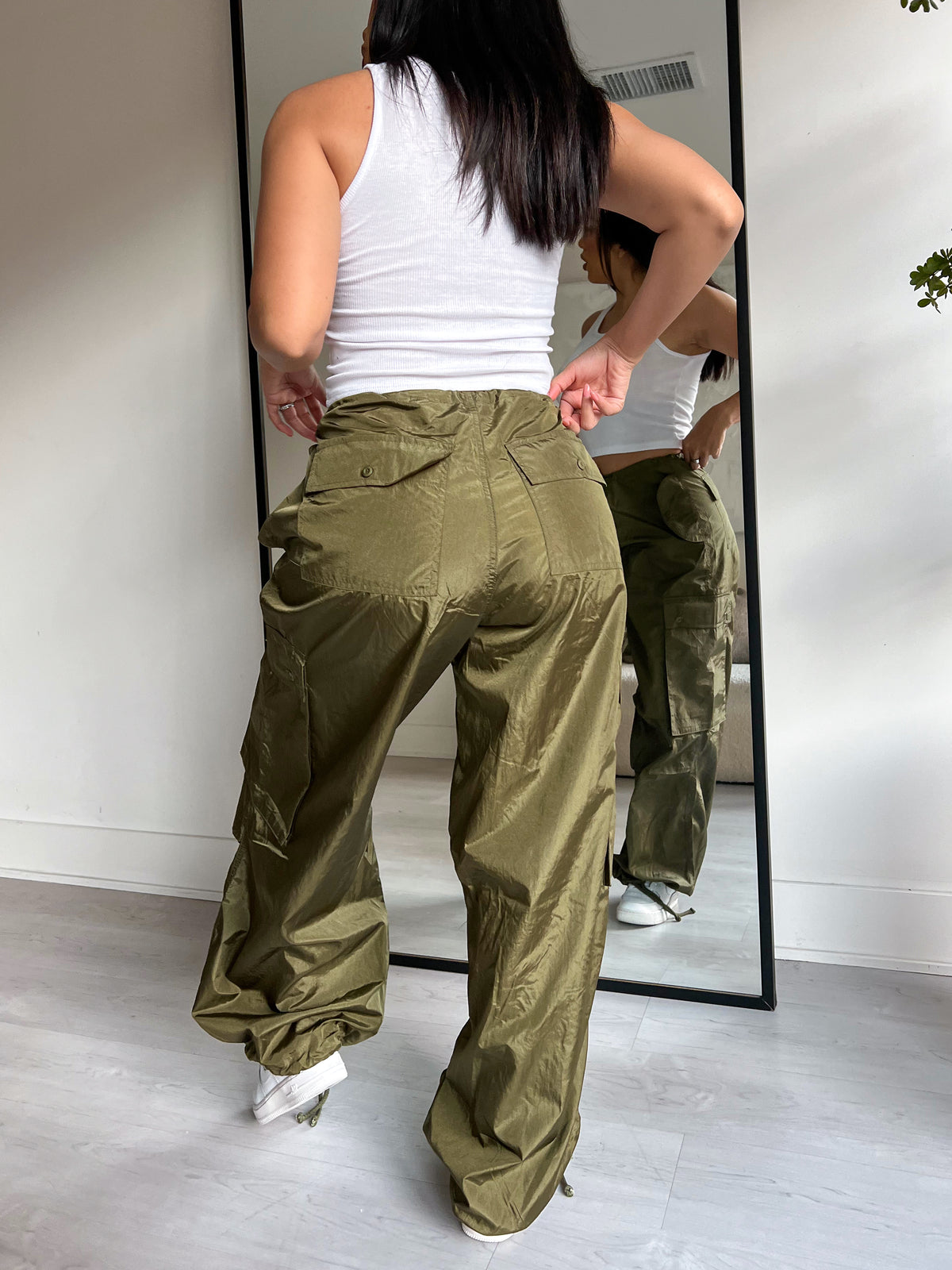 Laila Cargo Pants (Olive)