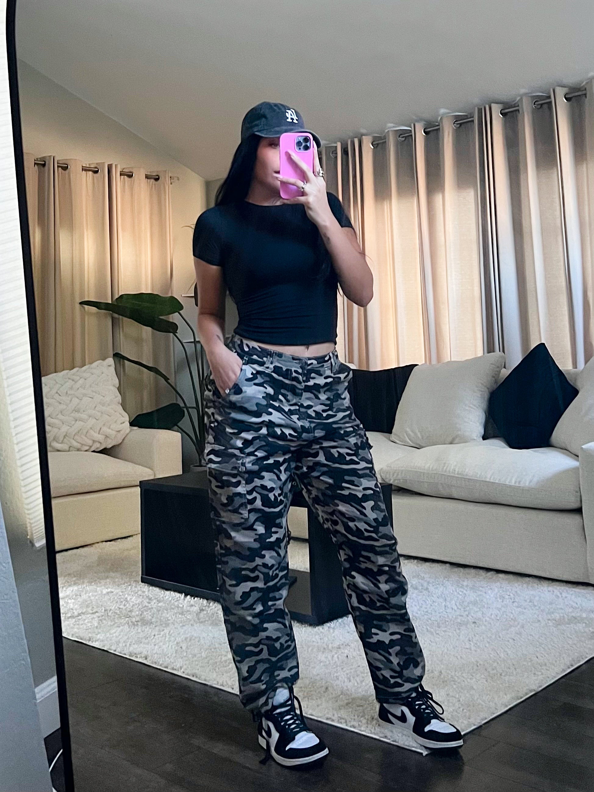 WHEN IN DOUBT THRIFT IT  FALL STREET STYLE OUTFIT MILITARY CAMO PANTS